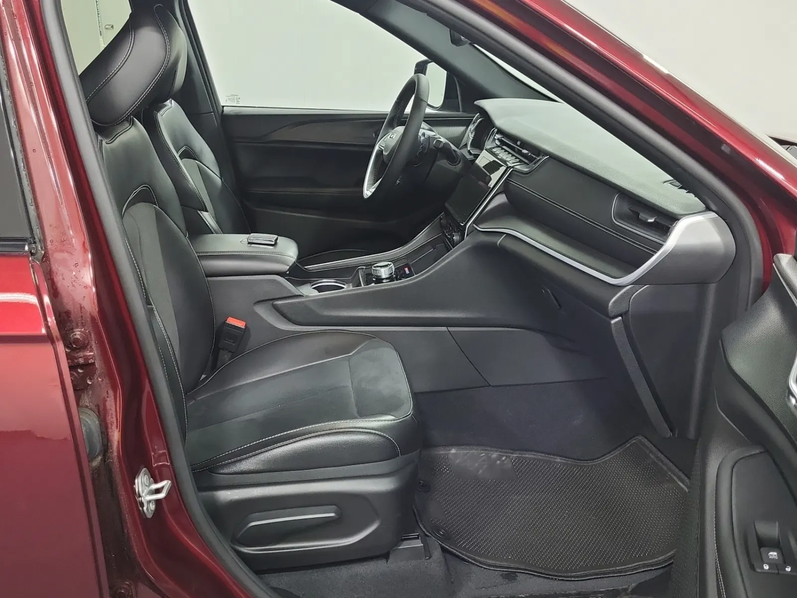 Right Side Interior Photo