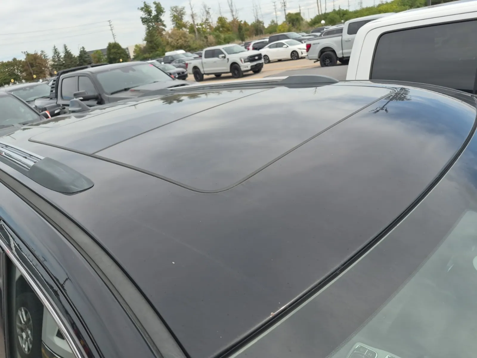 Exterior Roof Photo