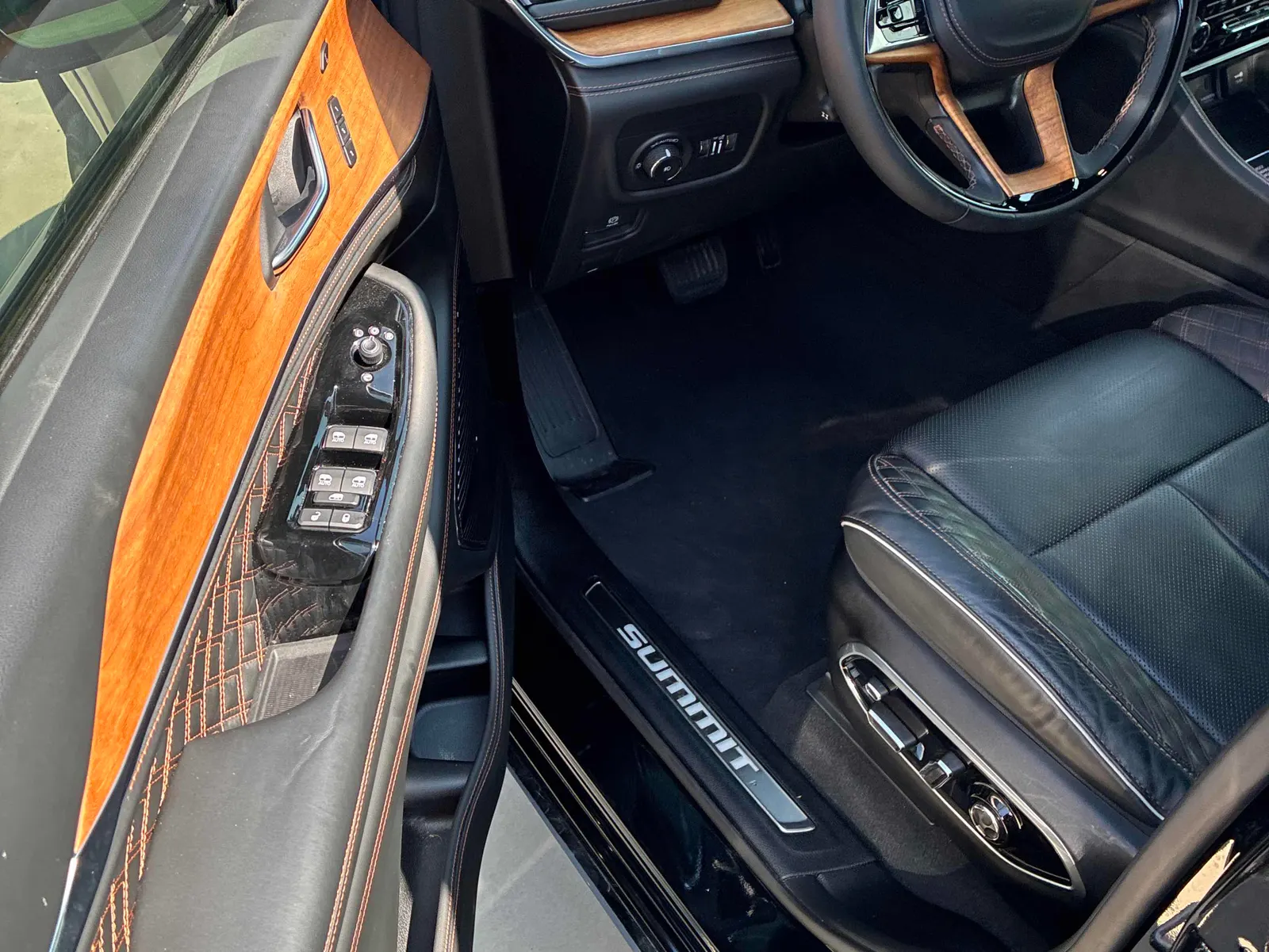 Interior driver side