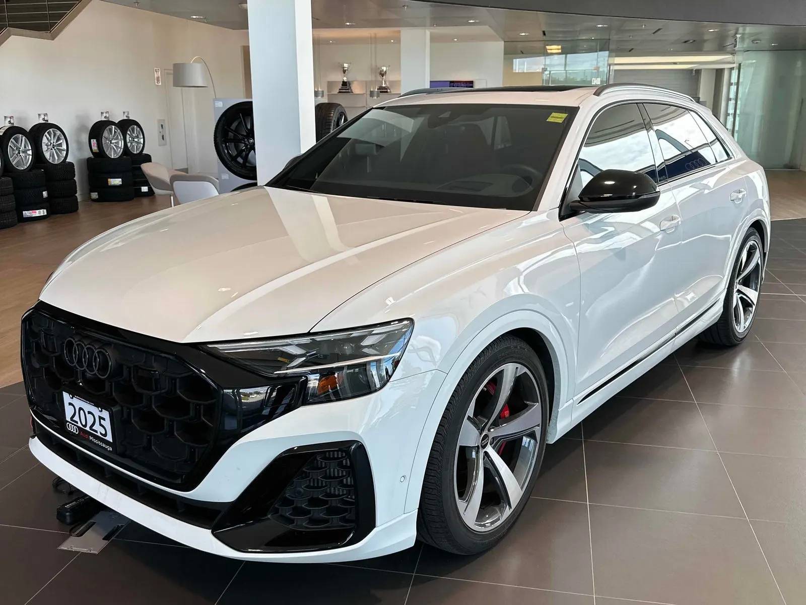 2025 Audi SQ8