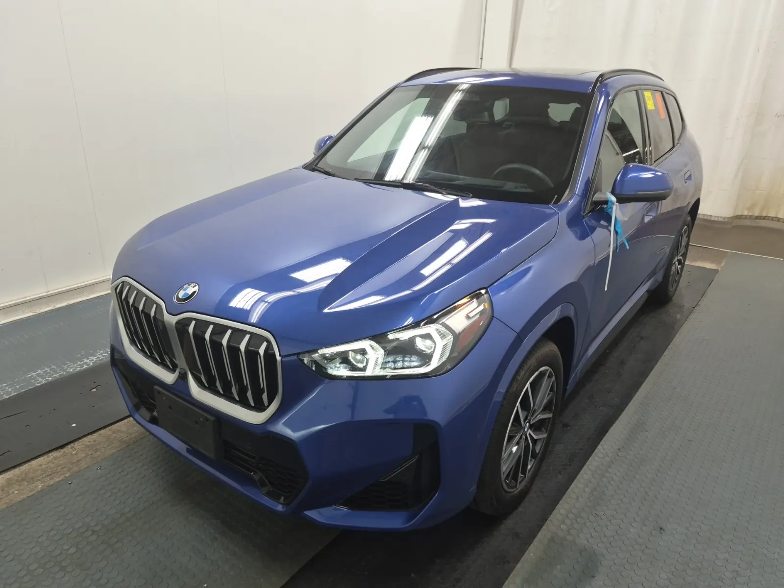 2025 BMW X1