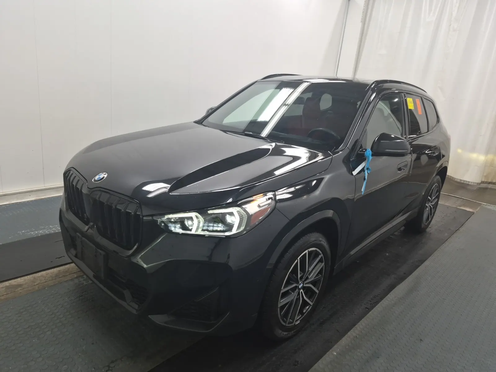 2023 BMW X1