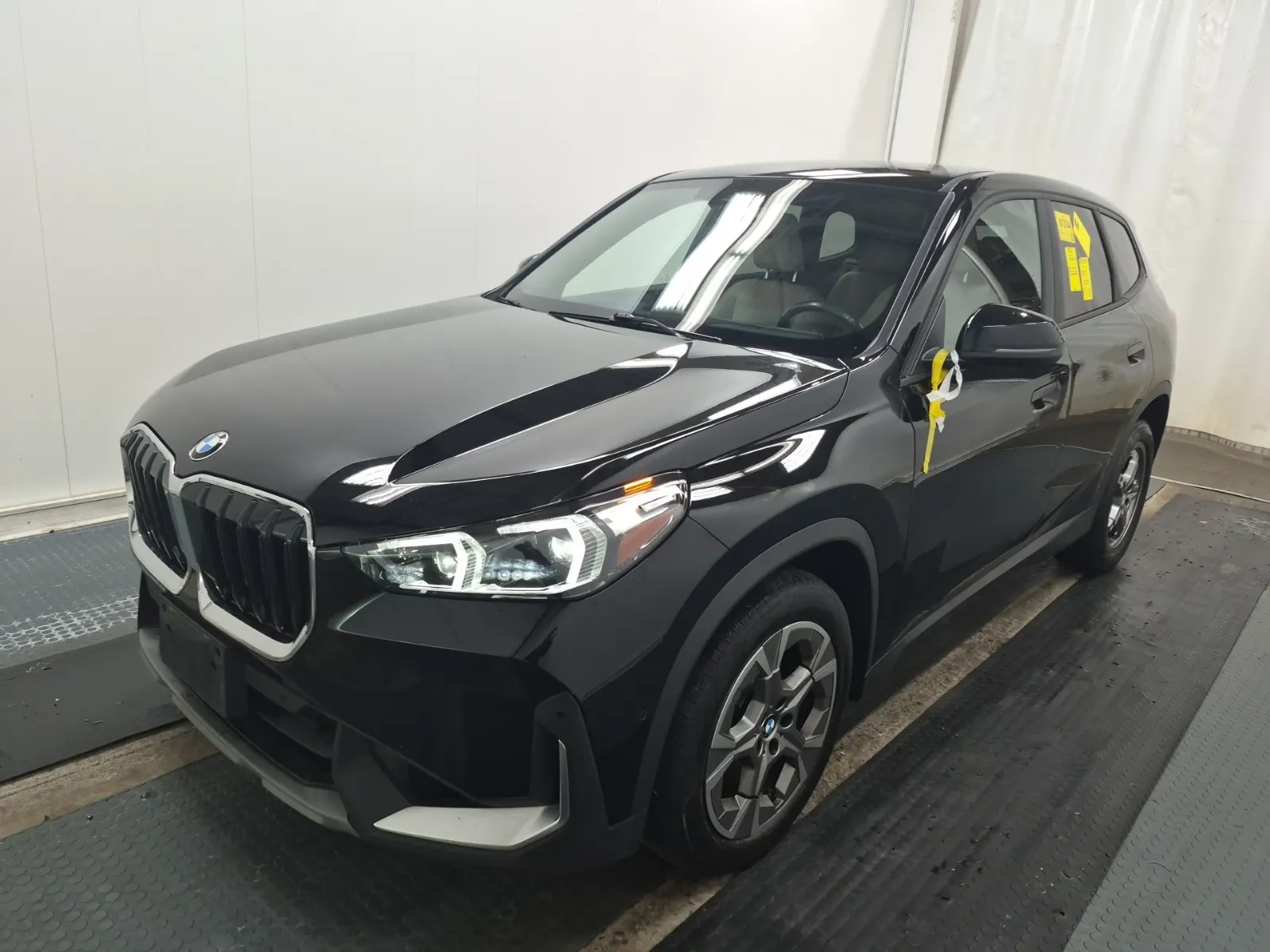 2023 BMW X1