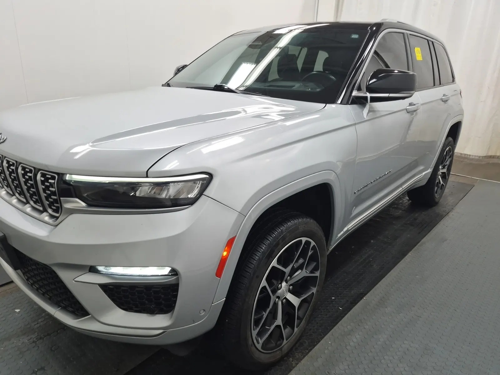 2022 Jeep Grand Cherokee