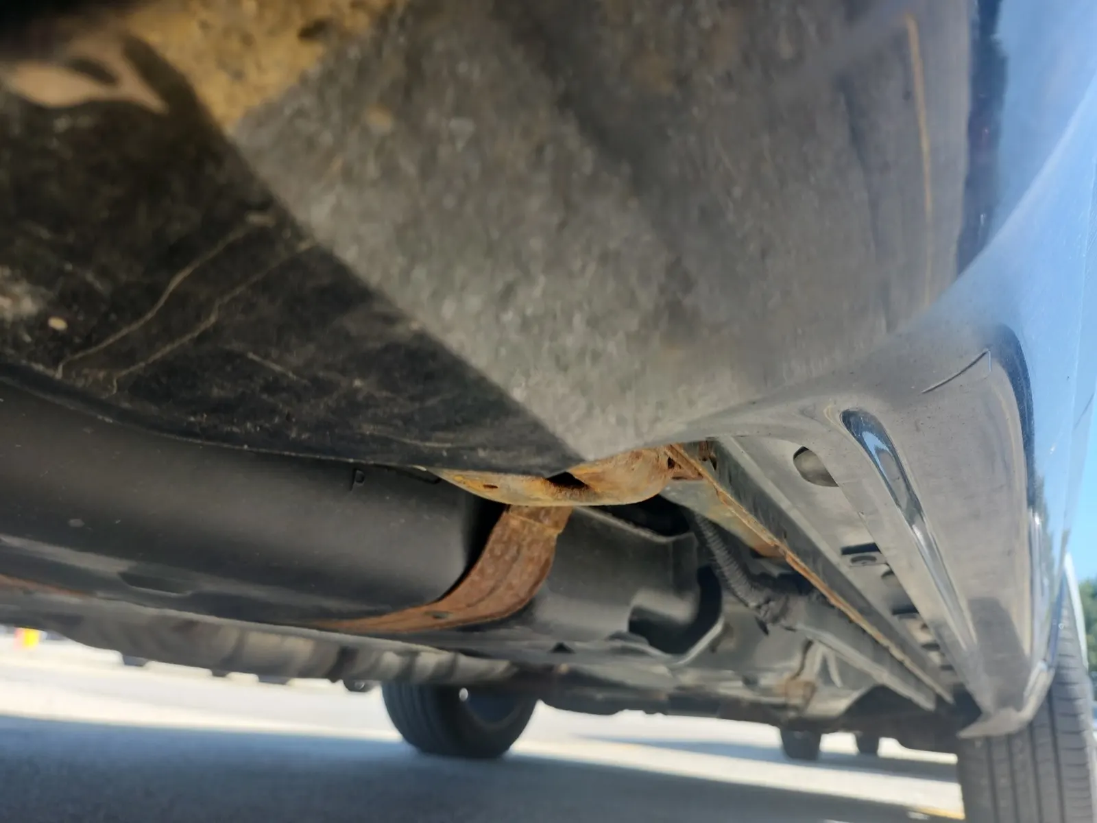 Undercarriage - Passenger Photo