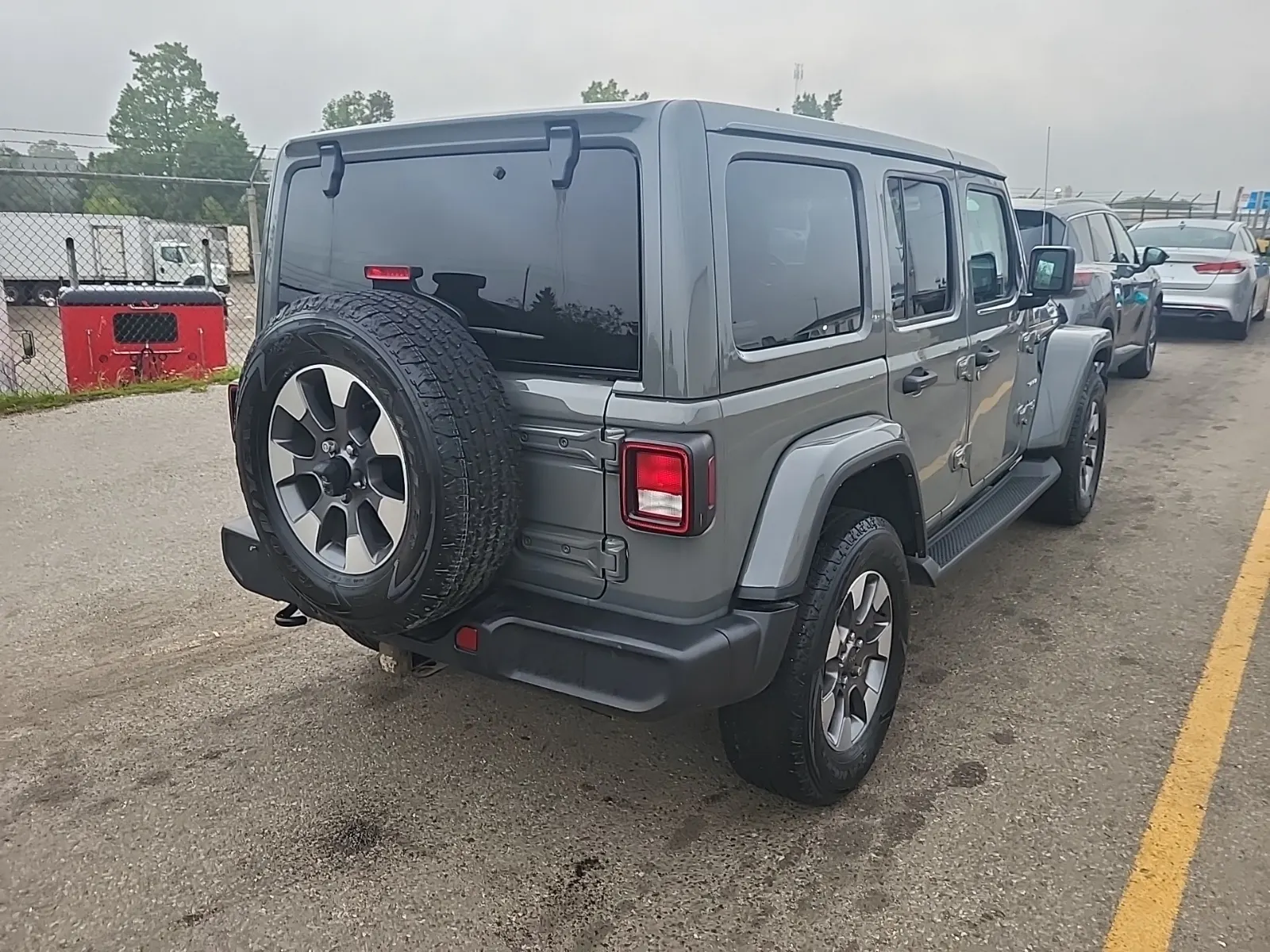 Passenger Rear 3/4 Photo