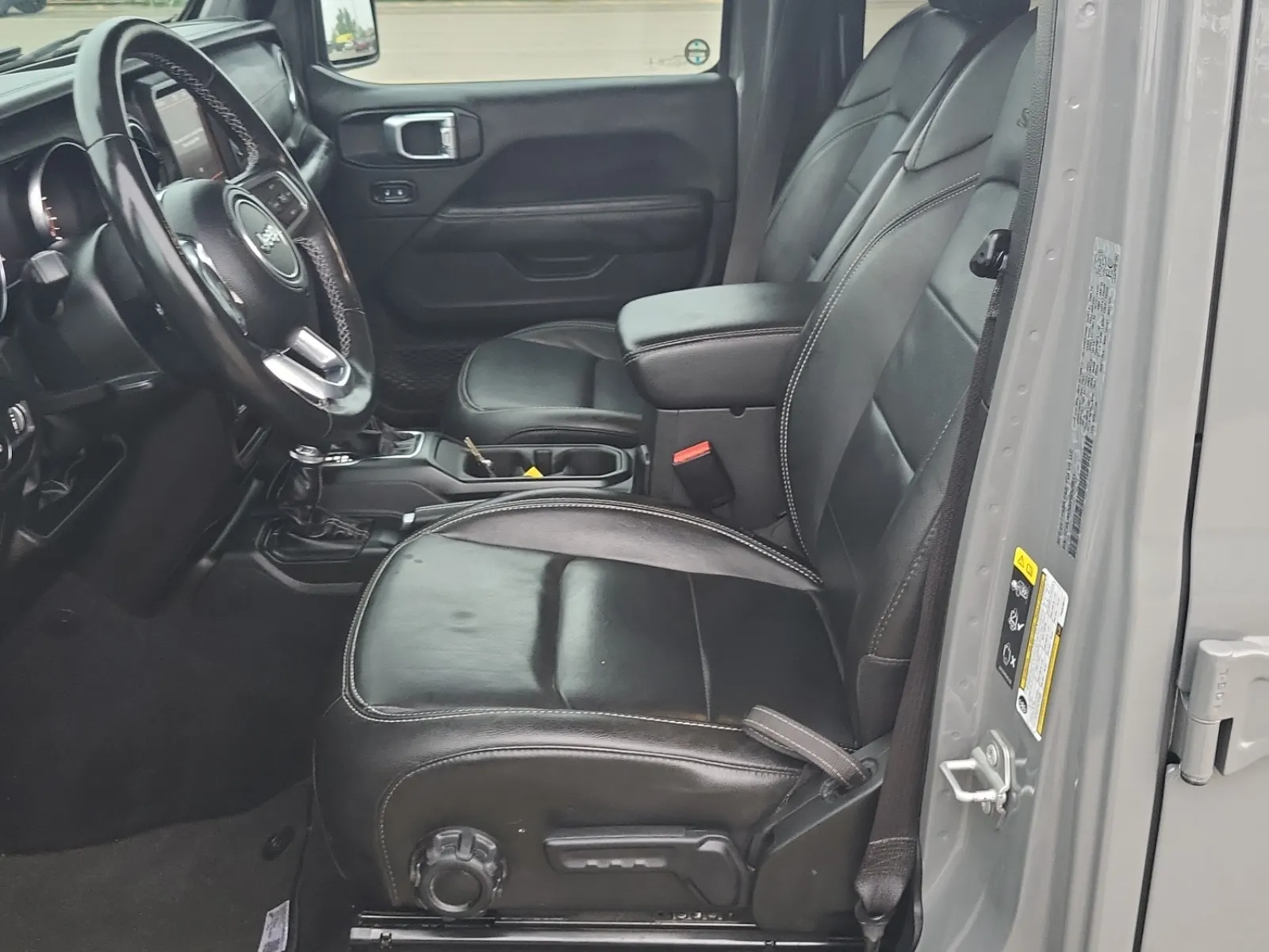 Front Interior Photo