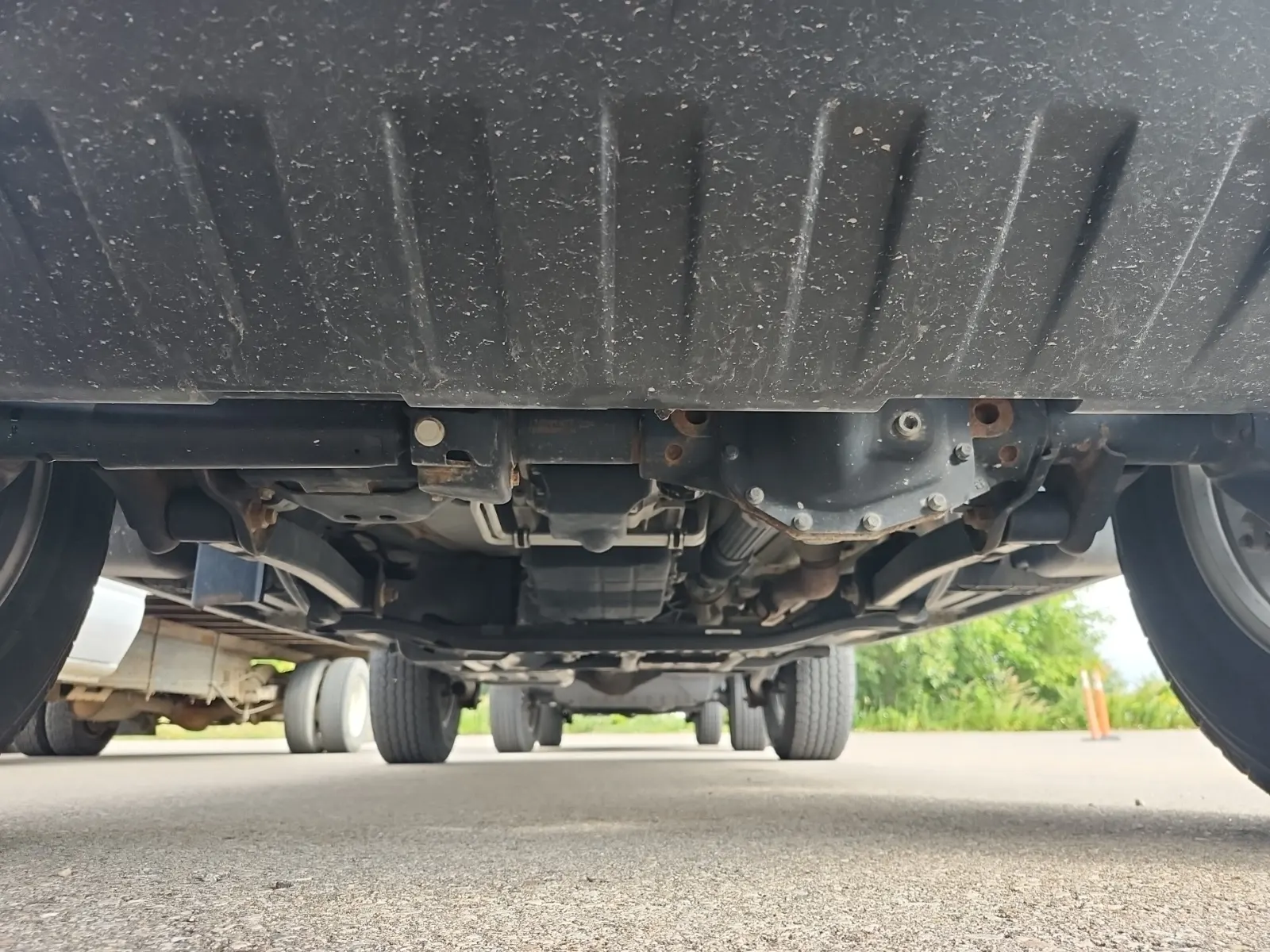 Undercarriage - Front Photo