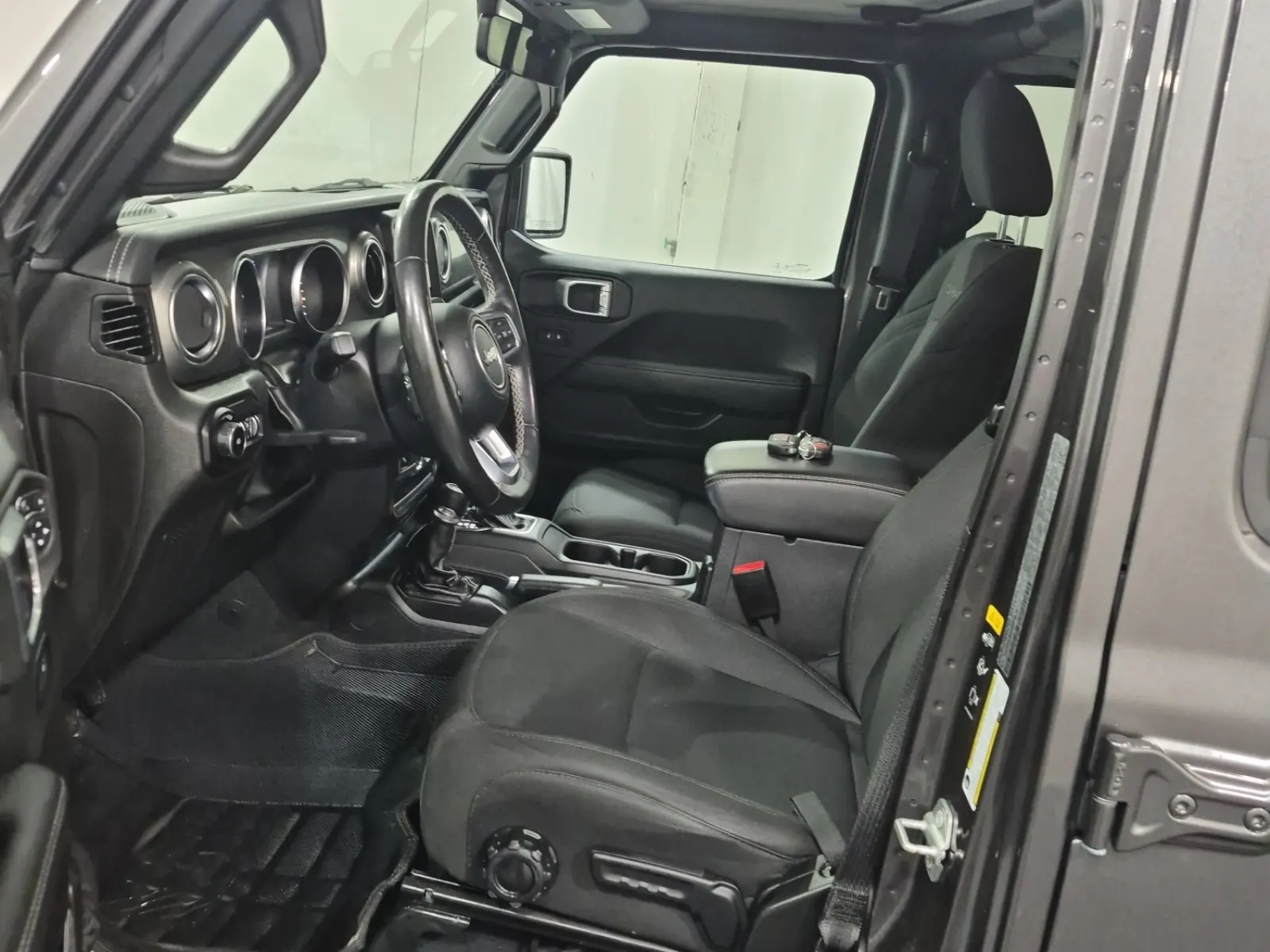 Front Interior Photo