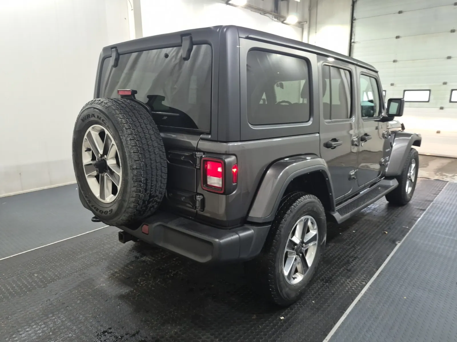 Passenger Rear 3/4 Photo