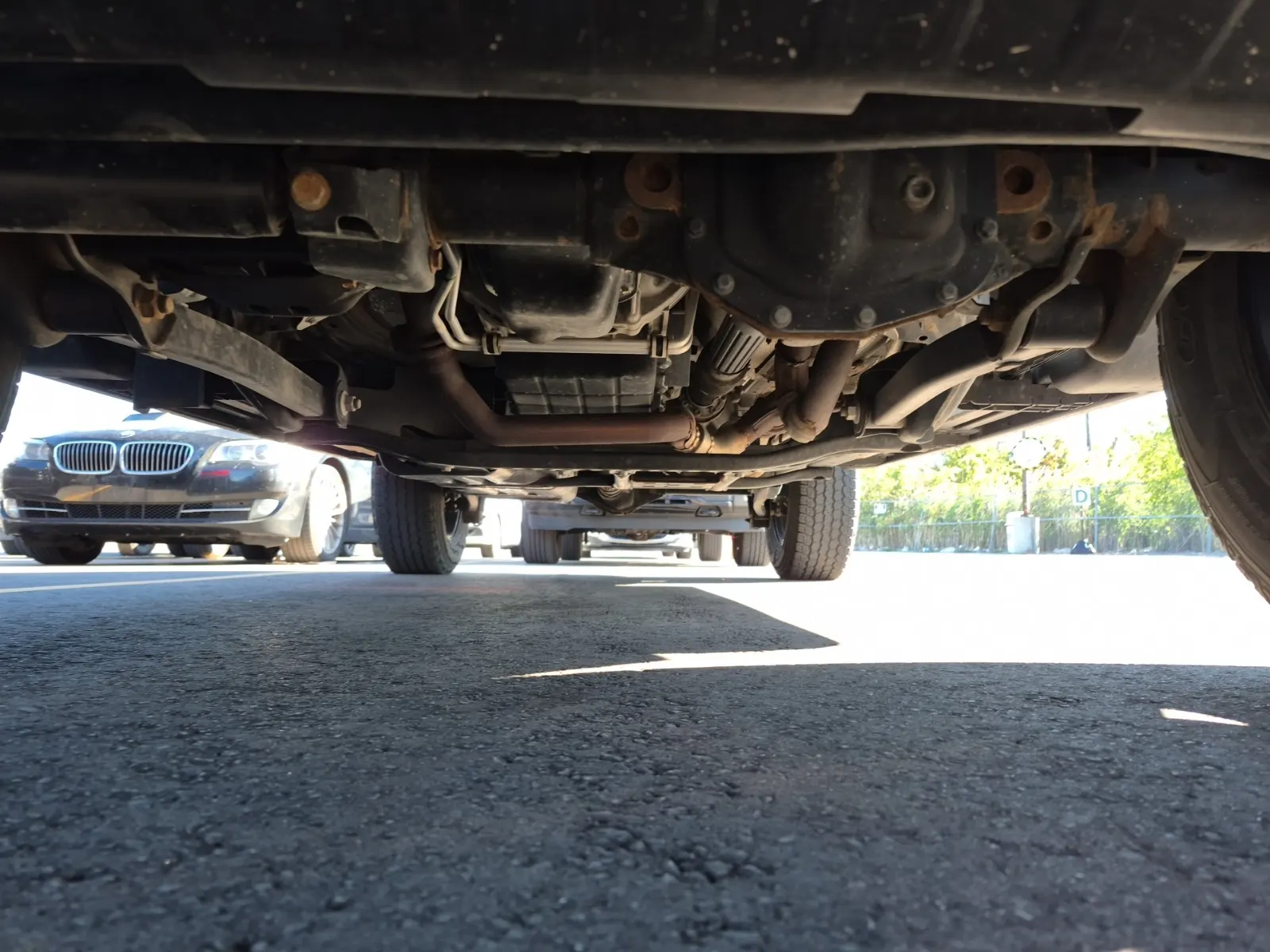 Undercarriage - Front Photo