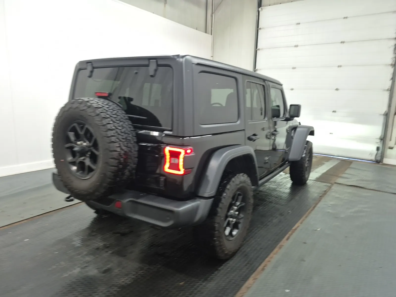 Passenger Rear 3/4 Photo
