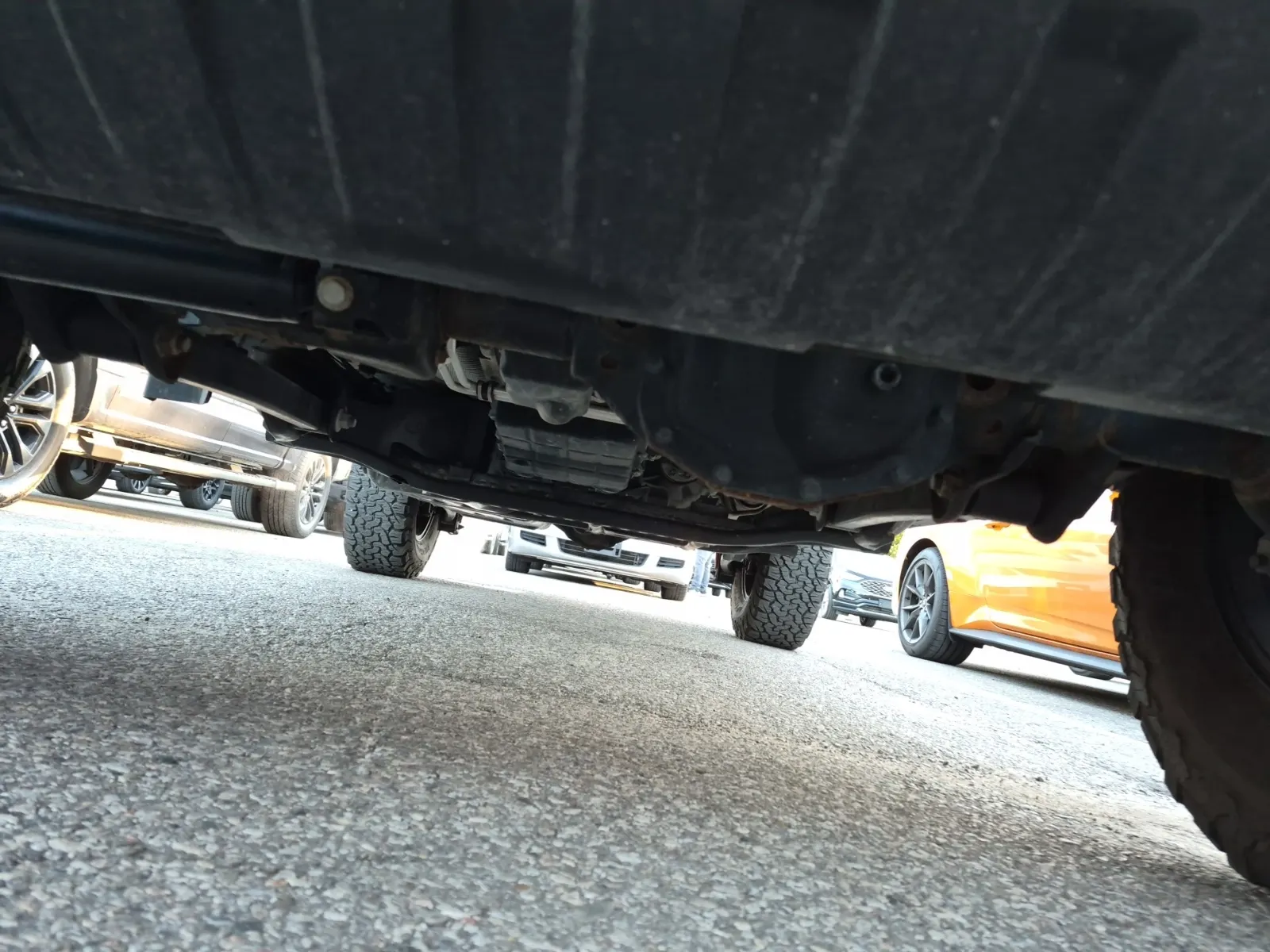 Undercarriage - Front Photo