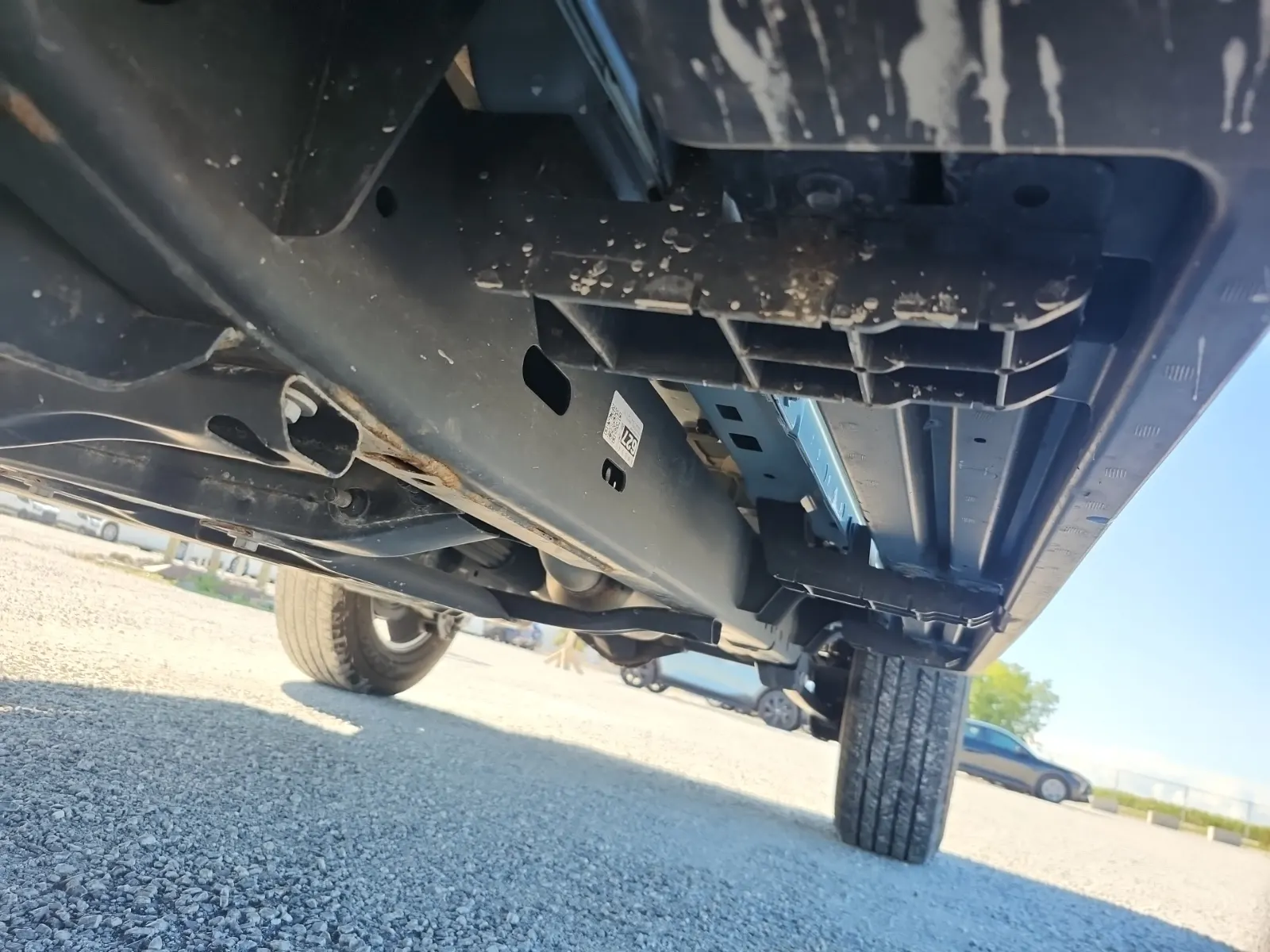 Undercarriage - Driver Photo