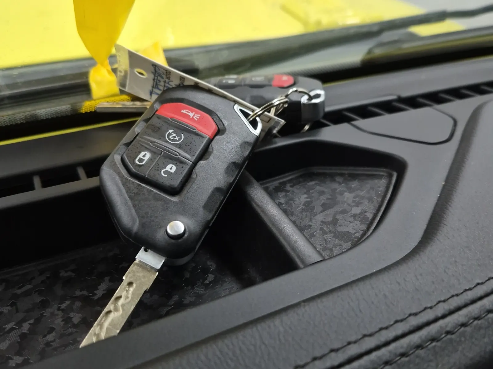 Keys/Fobs/Manual Photo