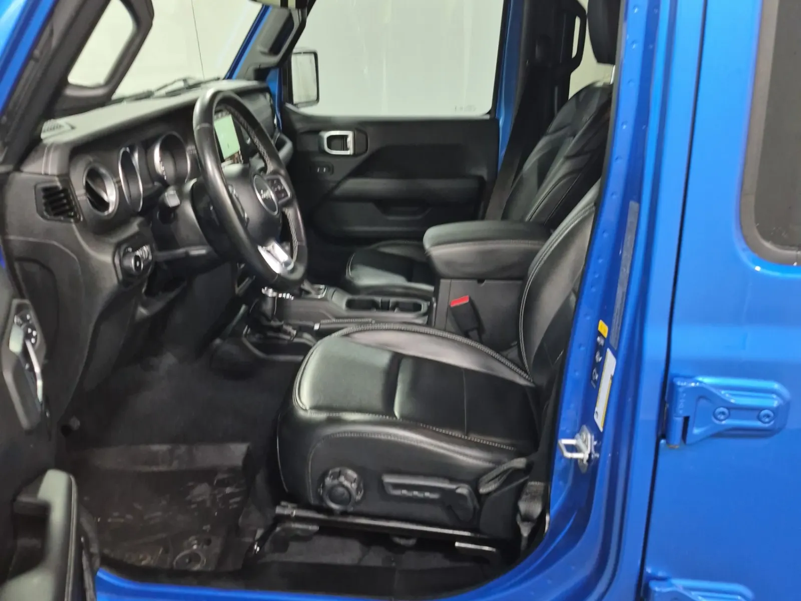Front Interior Photo