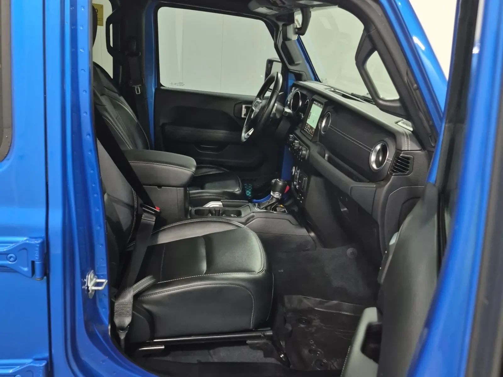 Right Side Interior Photo