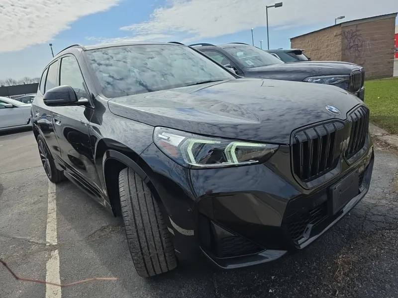 2023 BMW X1