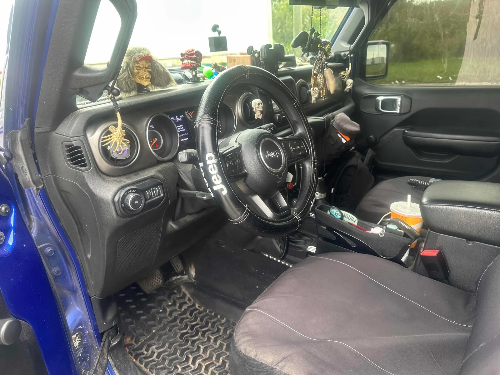 Interior driver side