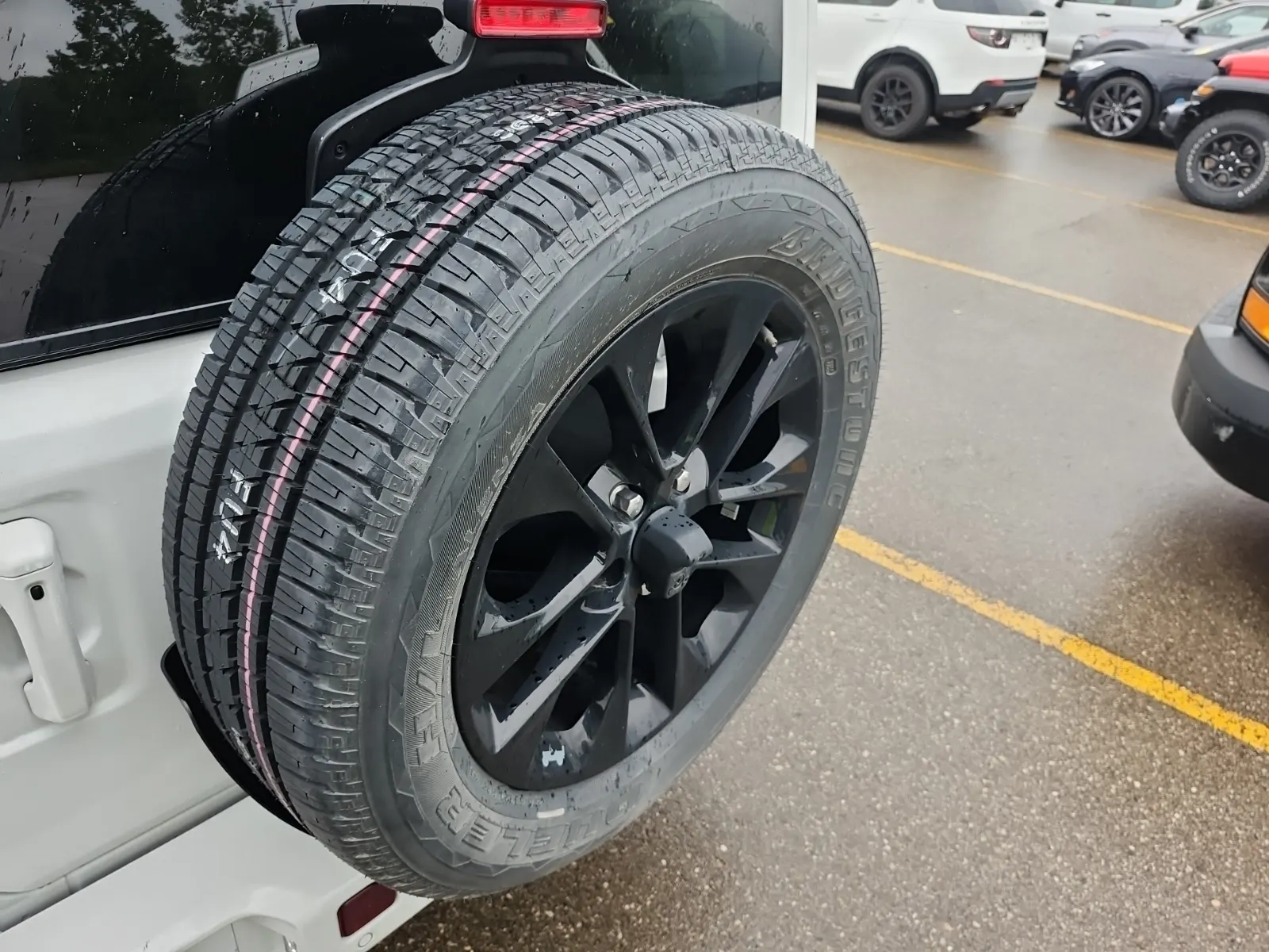 Spare Tire & Wheel Photo