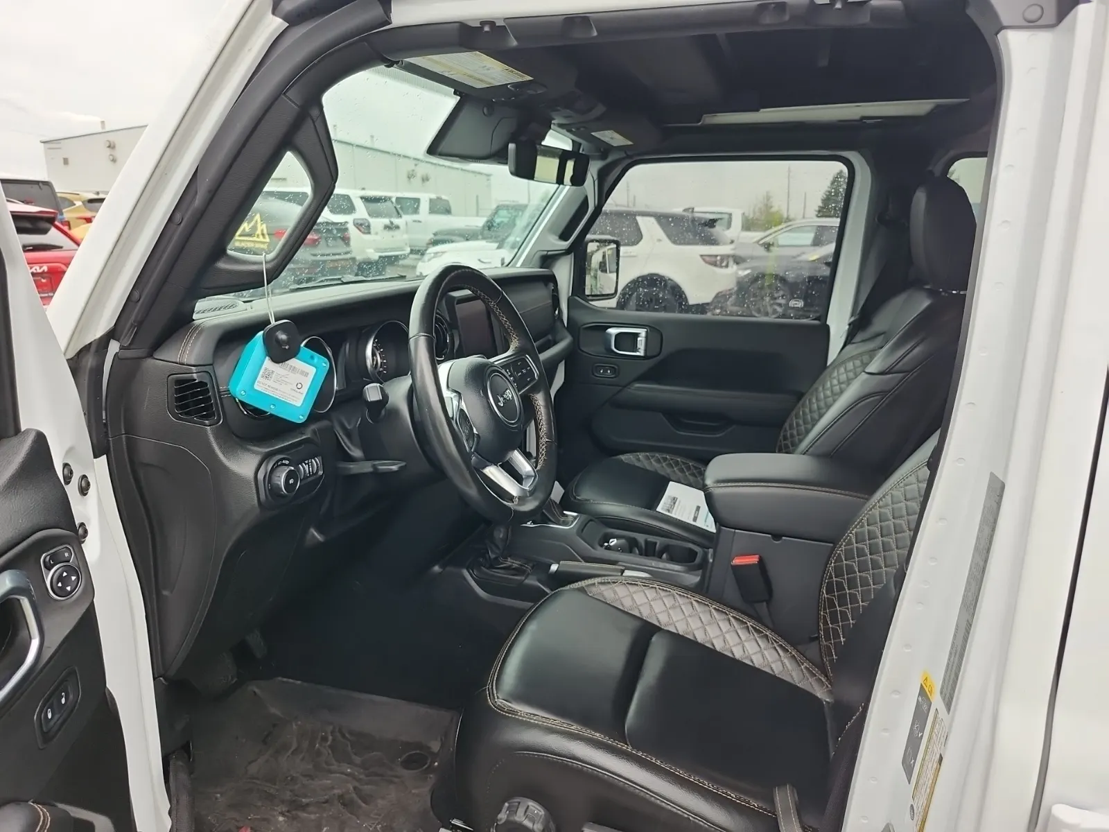 Front Interior Photo