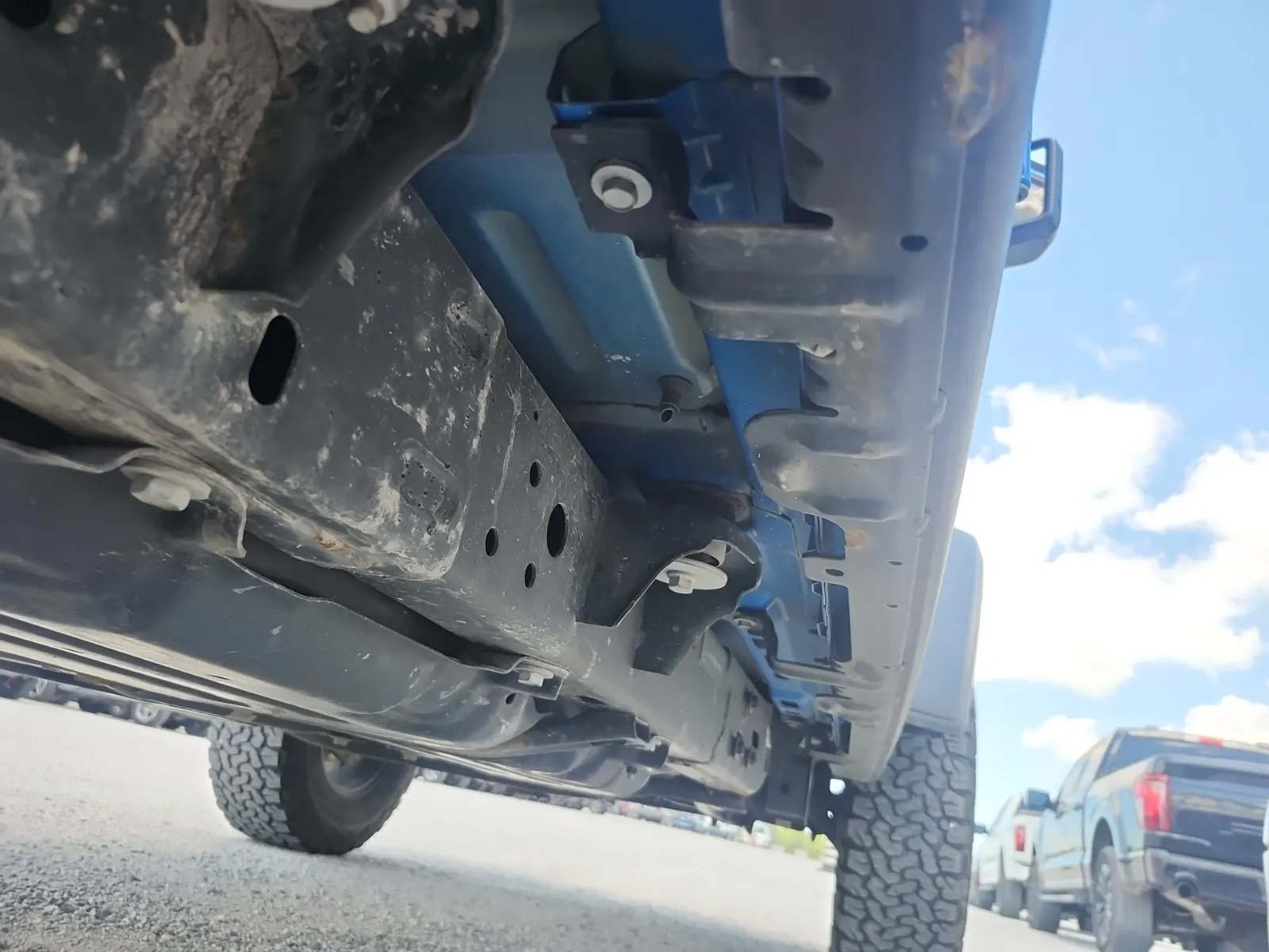 Undercarriage - Passenger Photo