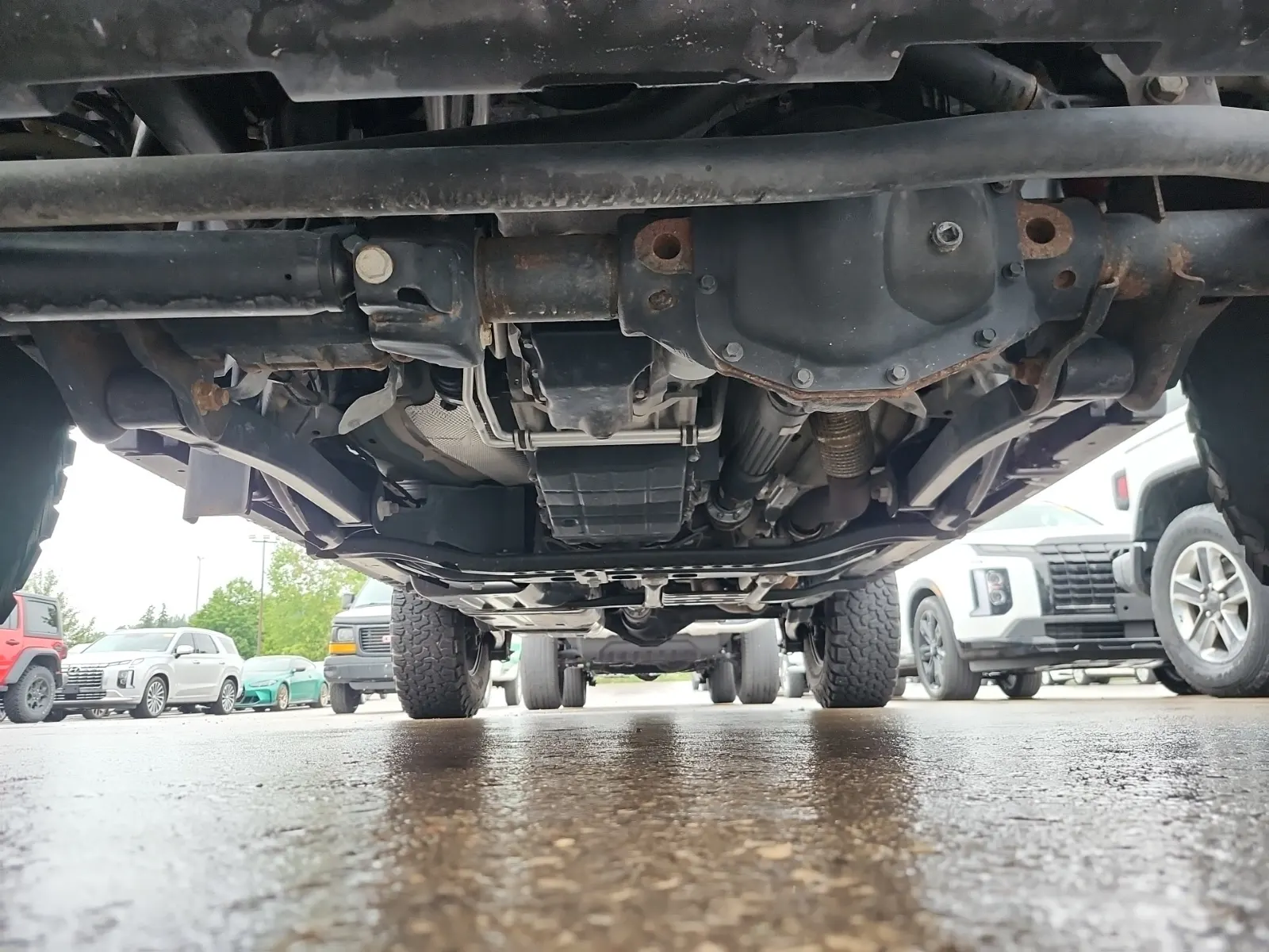 Undercarriage - Front Photo
