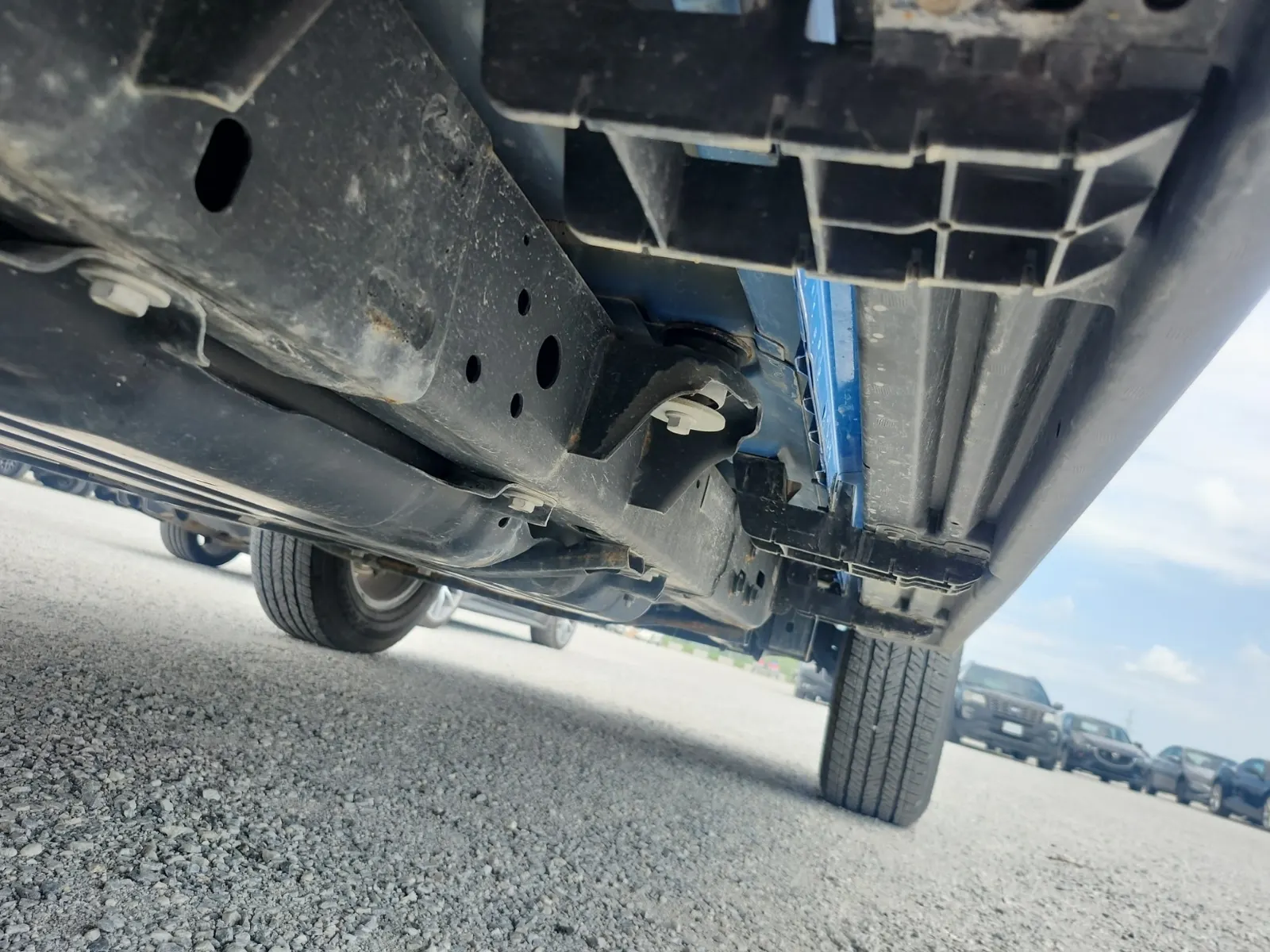 Undercarriage - Passenger Photo