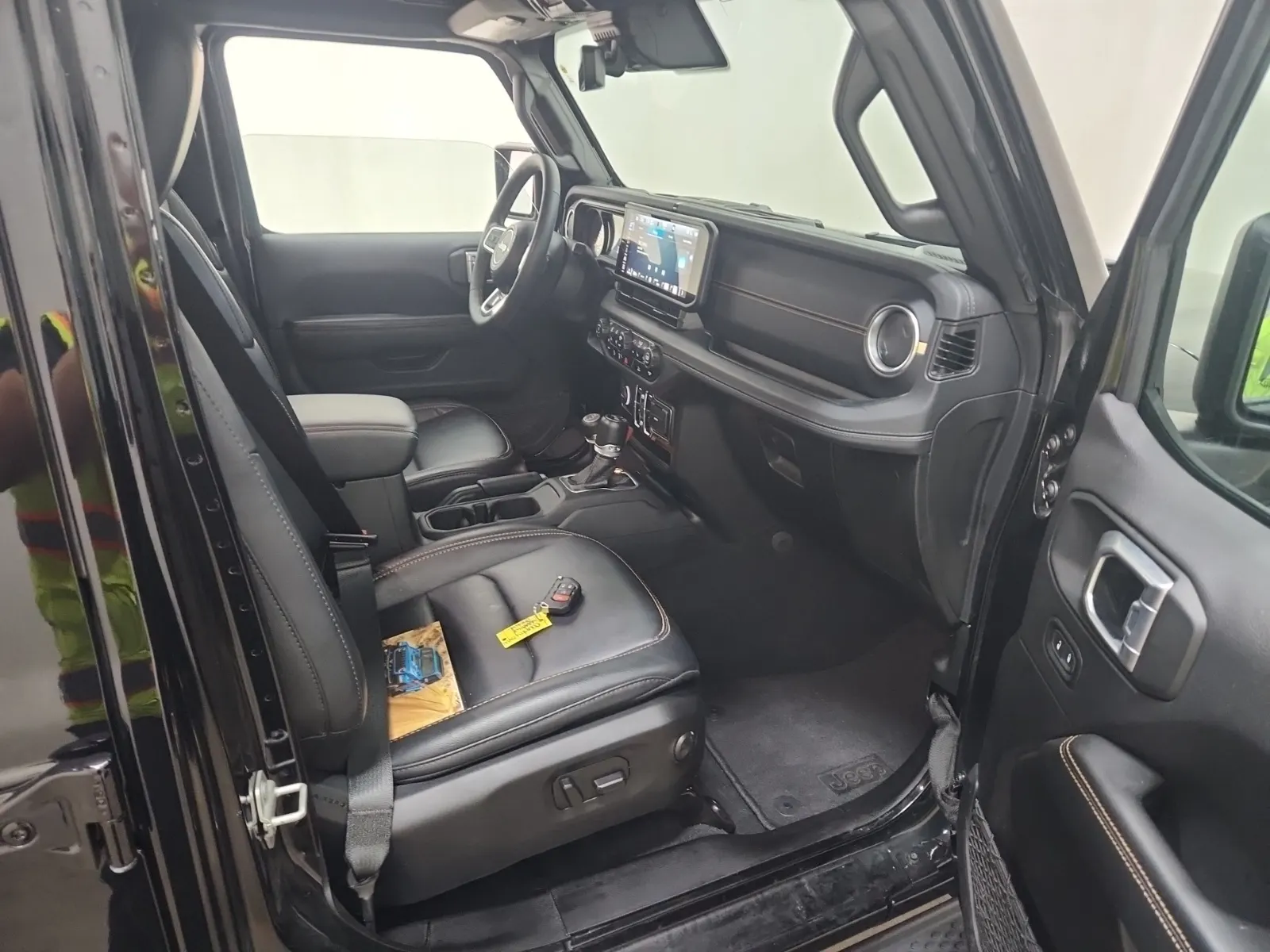 Right Side Interior Photo