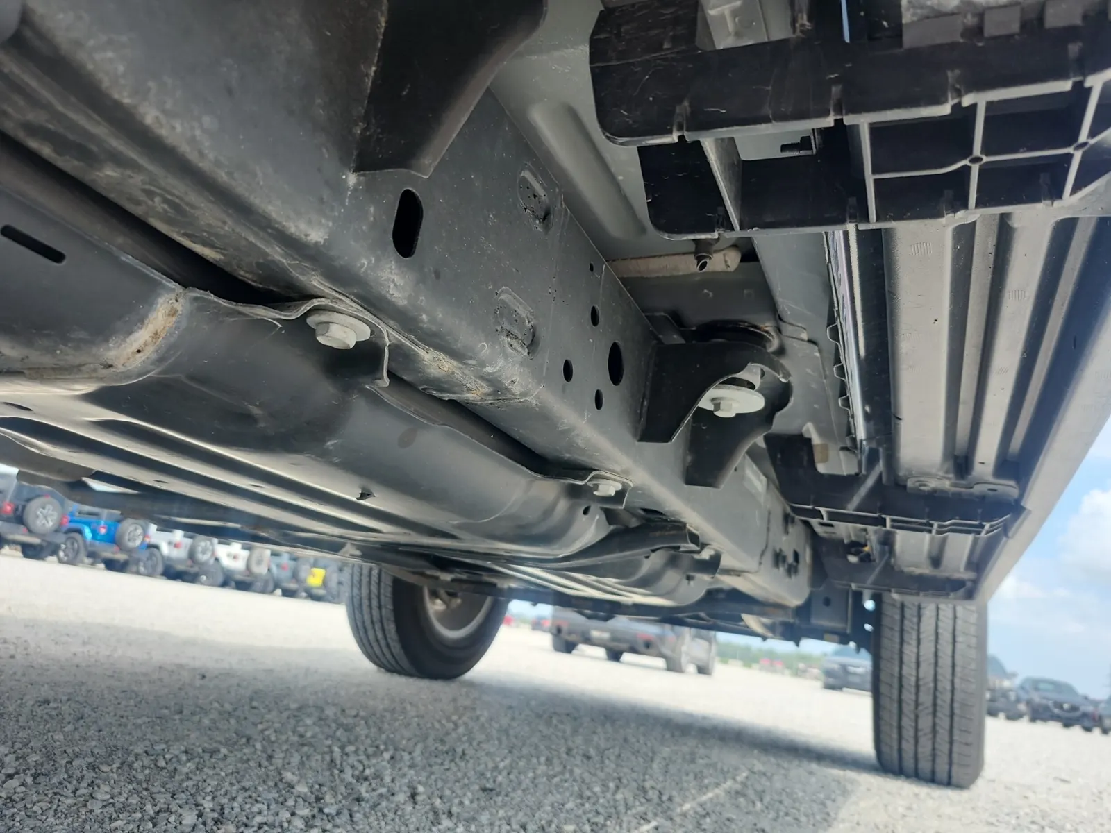 Undercarriage - Passenger Photo