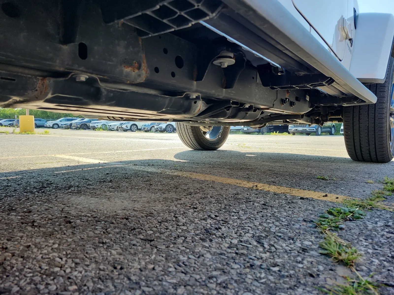 Undercarriage - Passenger Photo