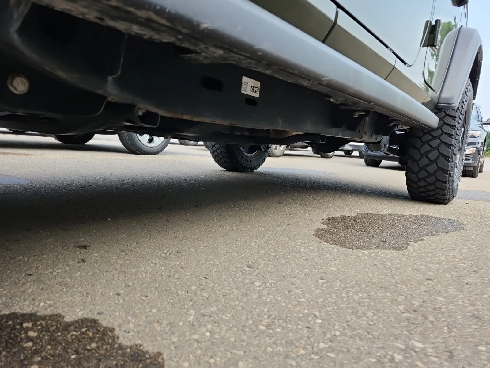 Undercarriage - Driver Photo