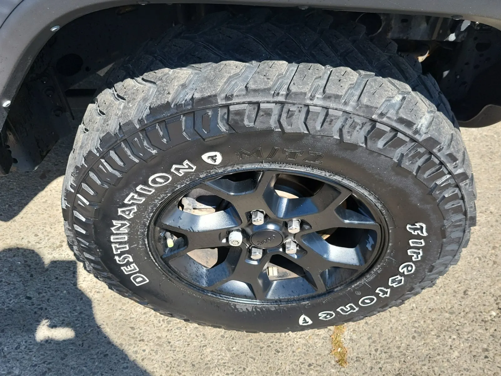 Right Front Wheel/Tire Photo
