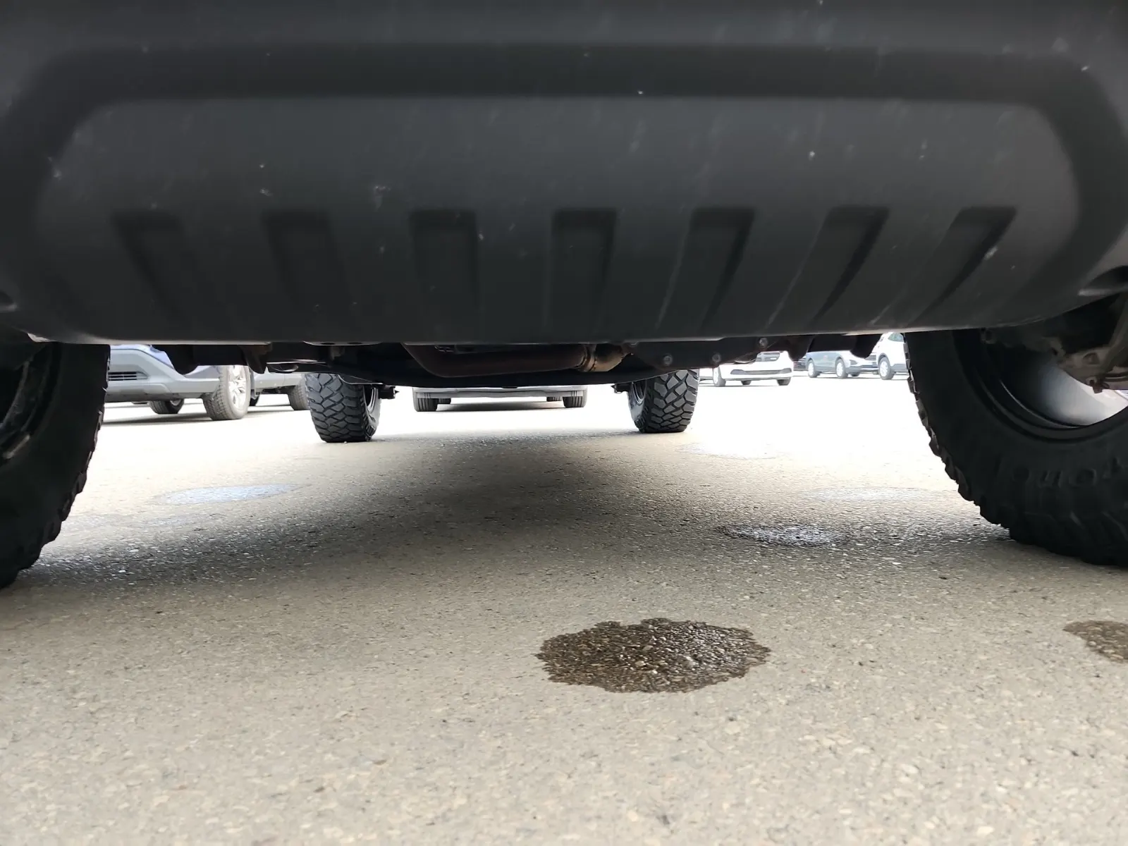 Undercarriage - Front Photo