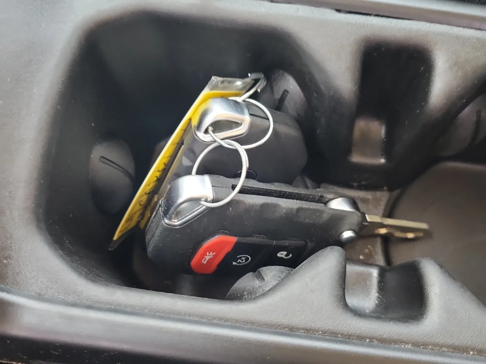 Keys/Fobs/Manual Photo