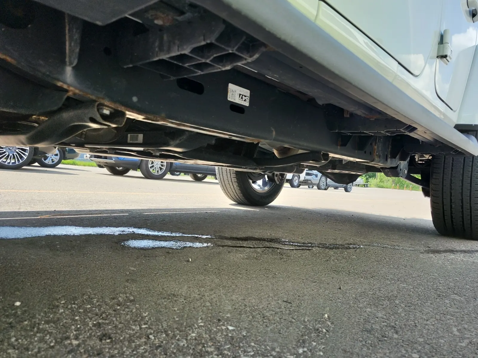 Undercarriage - Driver Photo