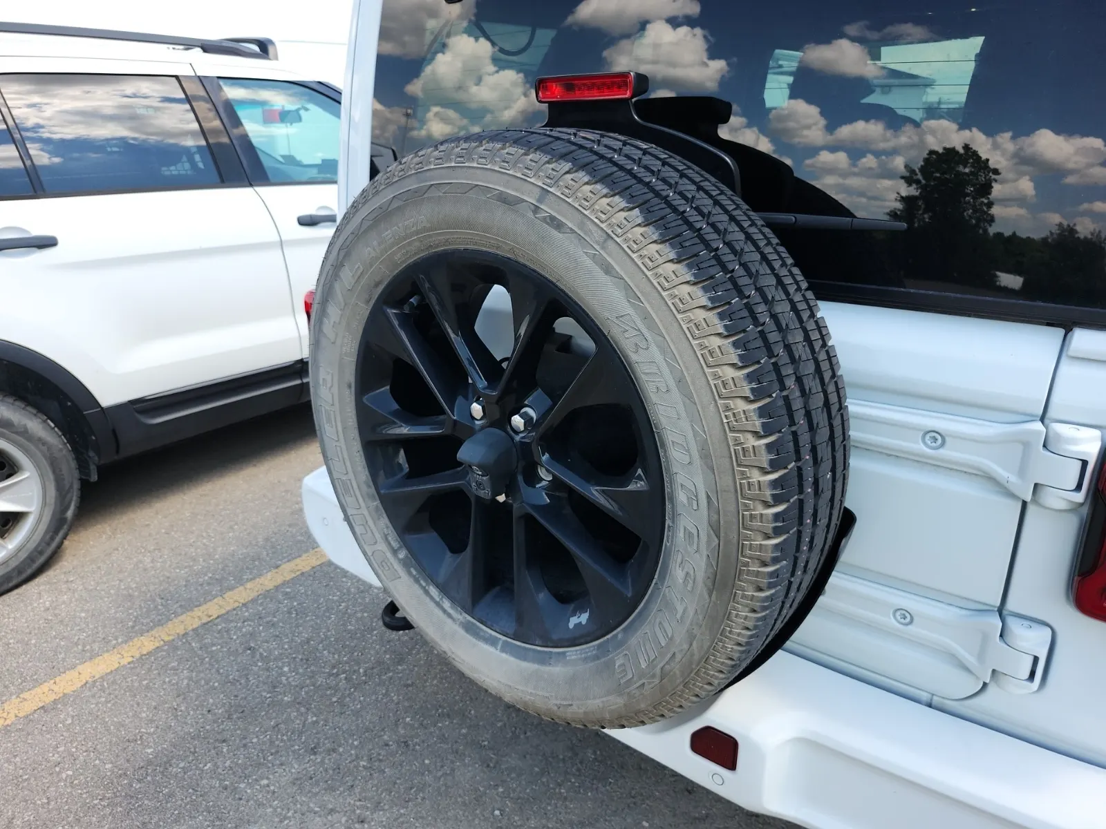 Spare Tire & Wheel Photo