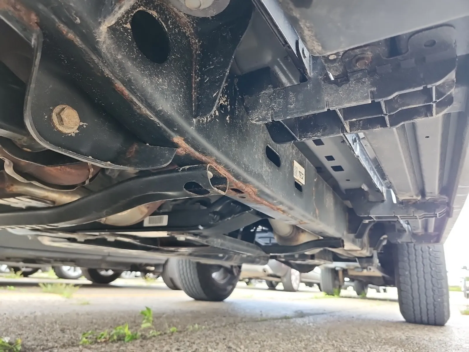 Undercarriage - Driver Photo