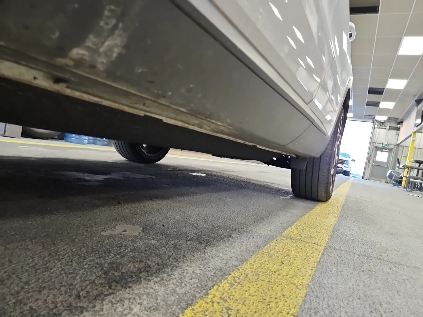 Undercarriage - Driver Photo