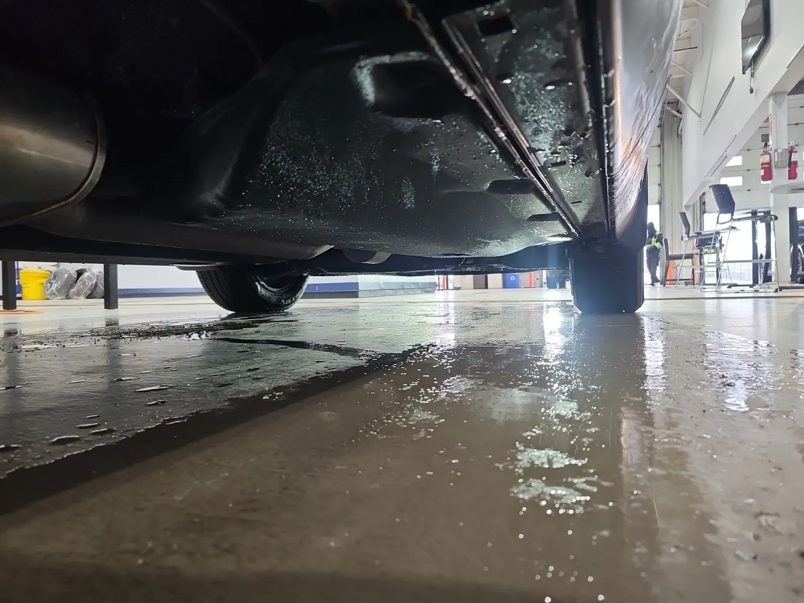 Undercarriage - Passenger Photo
