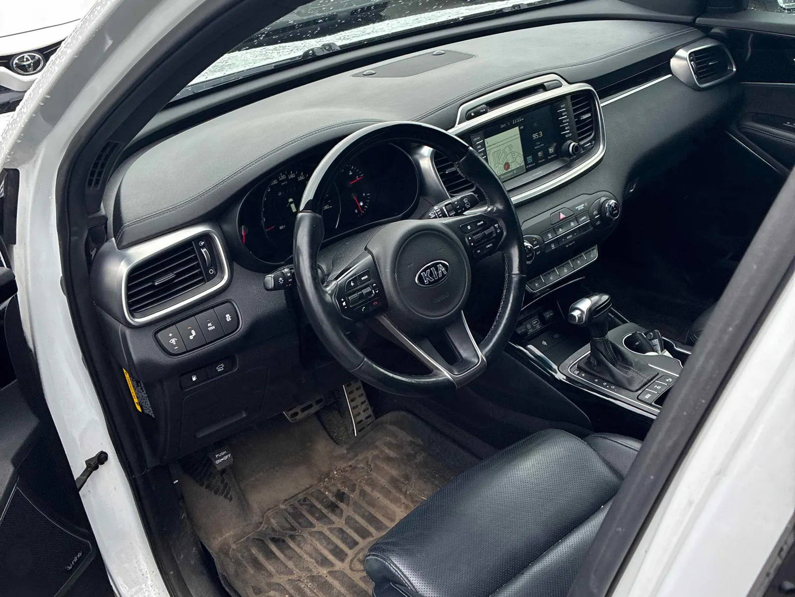 Interior driver side