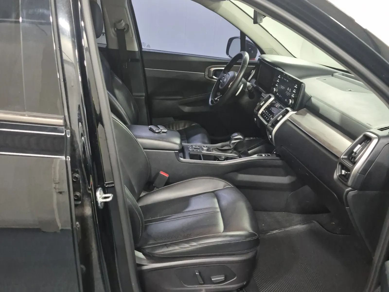 Right Side Interior Photo