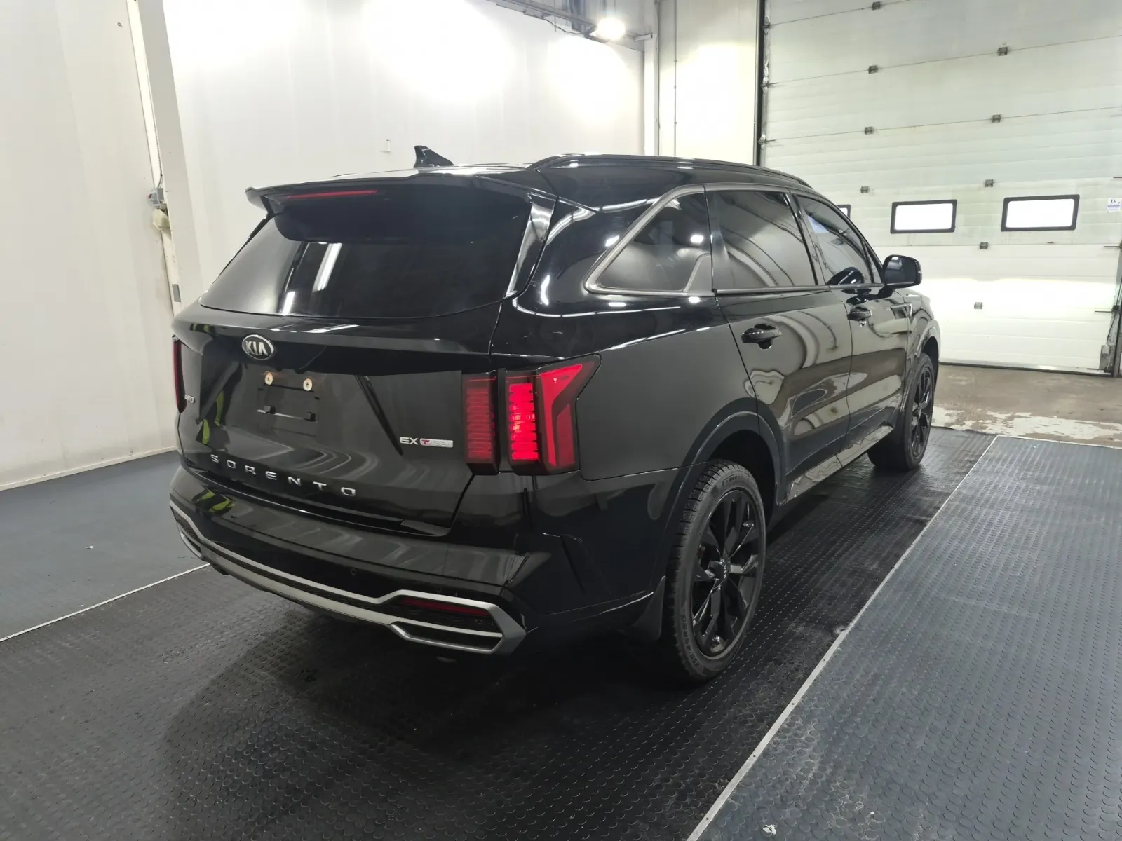 Passenger Rear 3/4 Photo