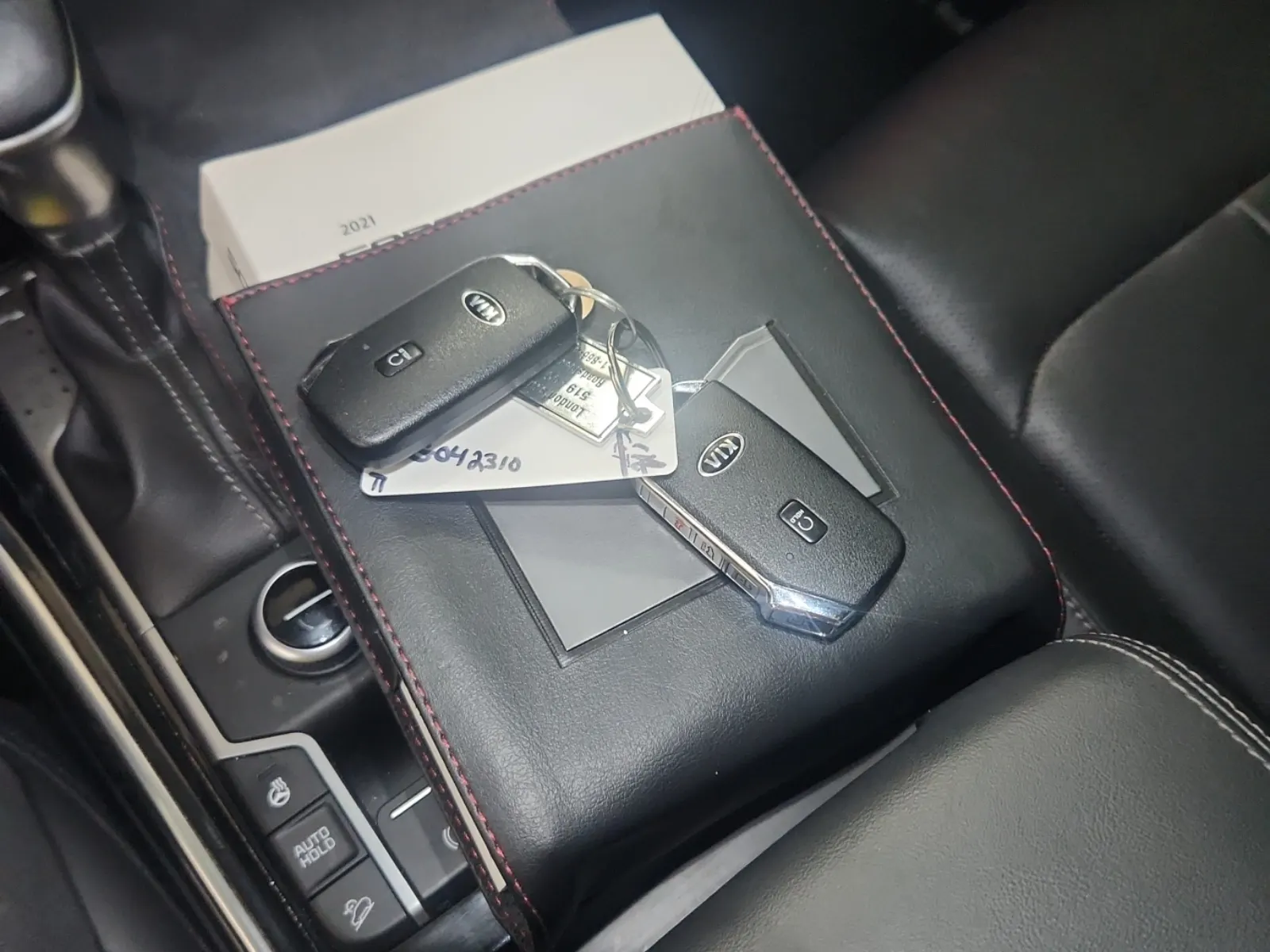 Keys/Fobs/Manual Photo