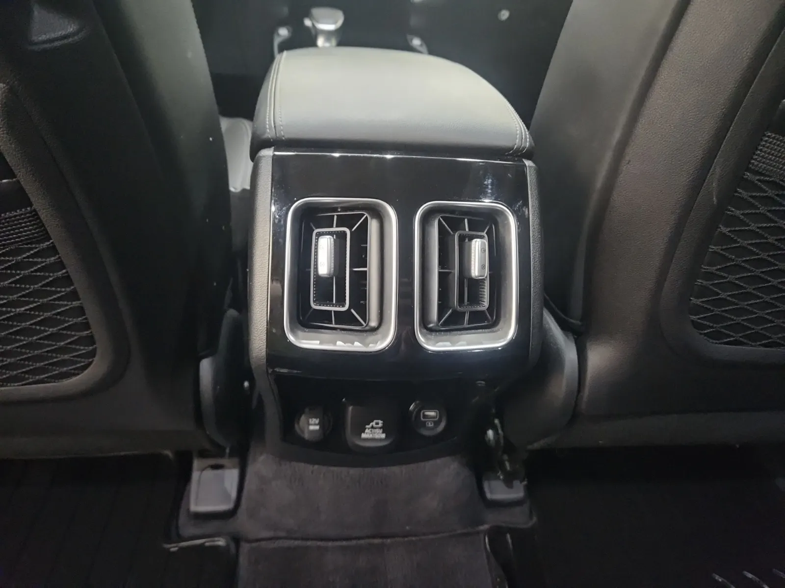 Rear AC Controls