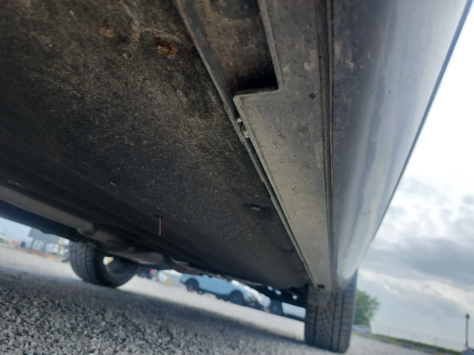 Undercarriage - Driver Photo