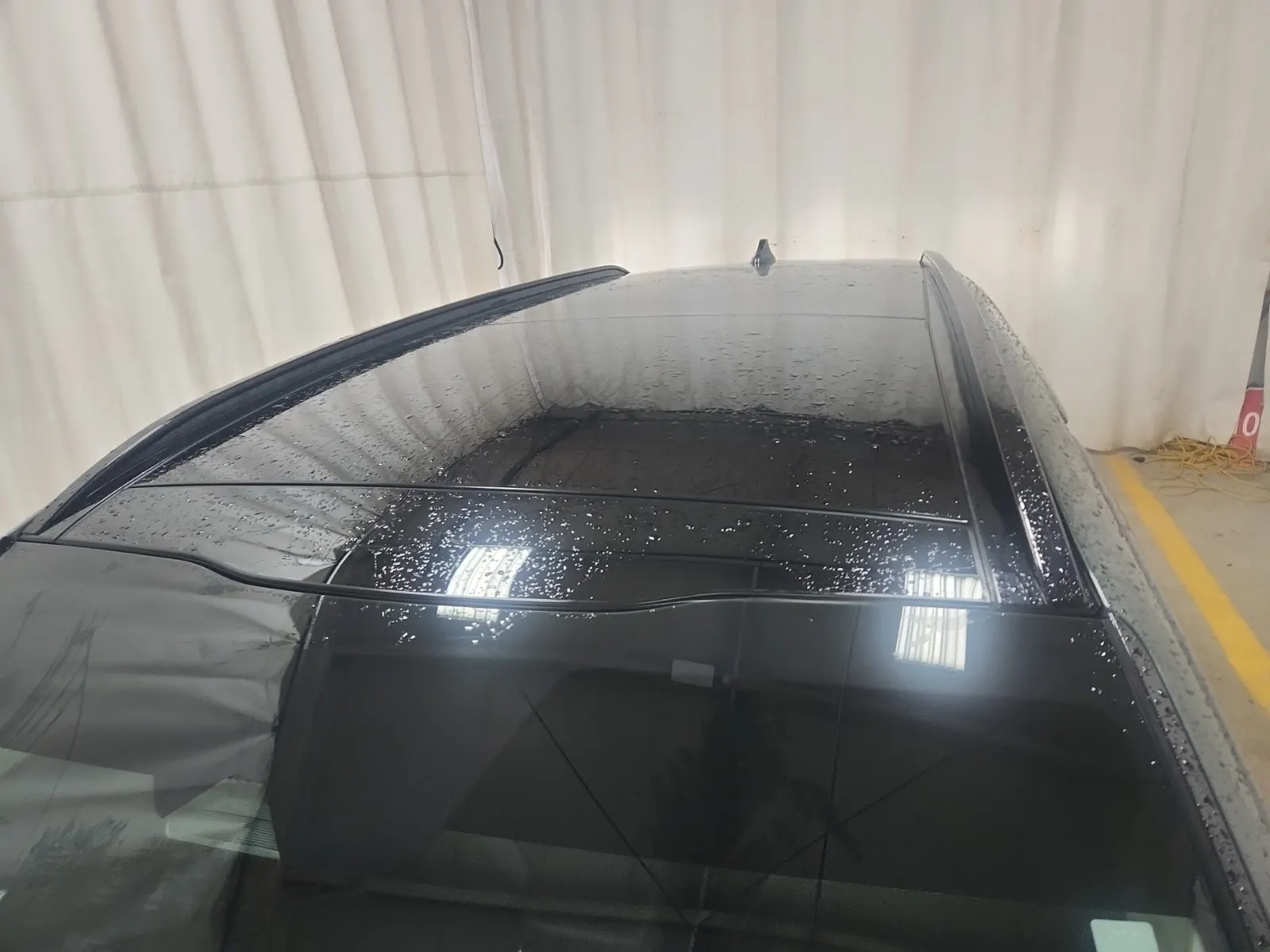 Exterior Roof Photo