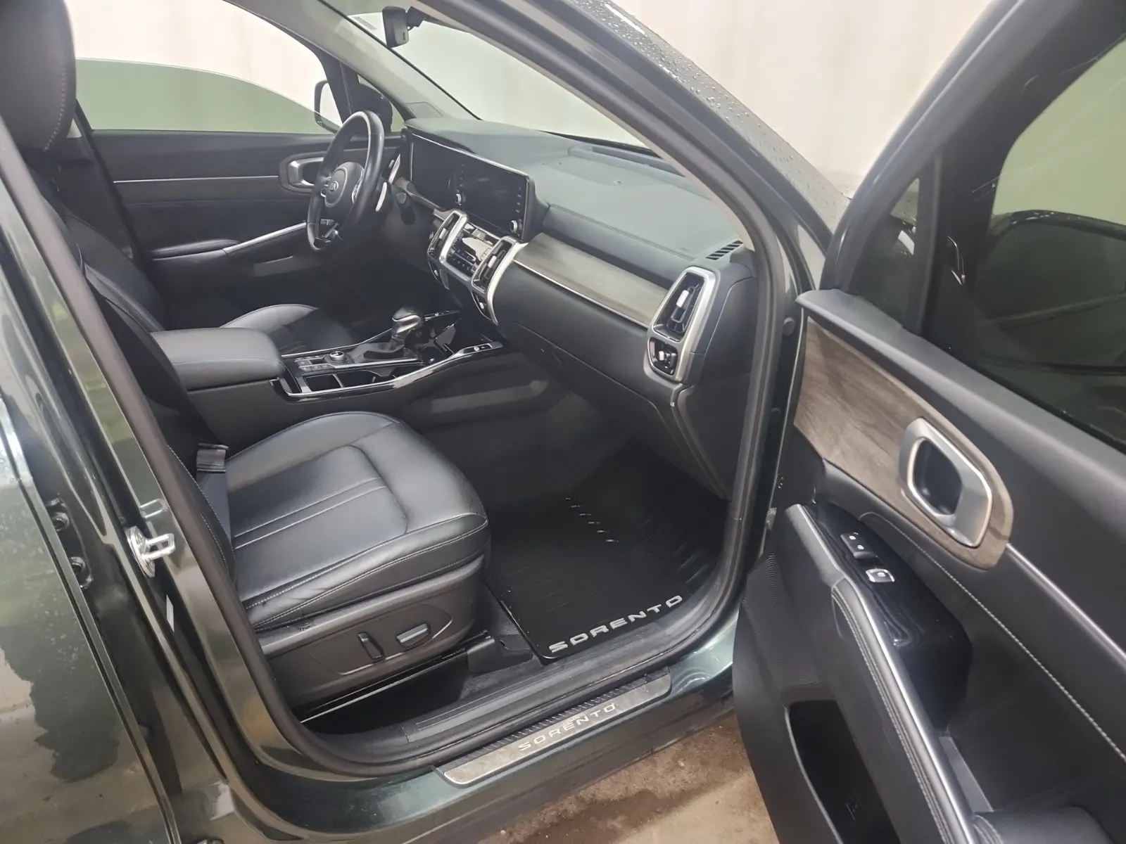 Right Side Interior Photo