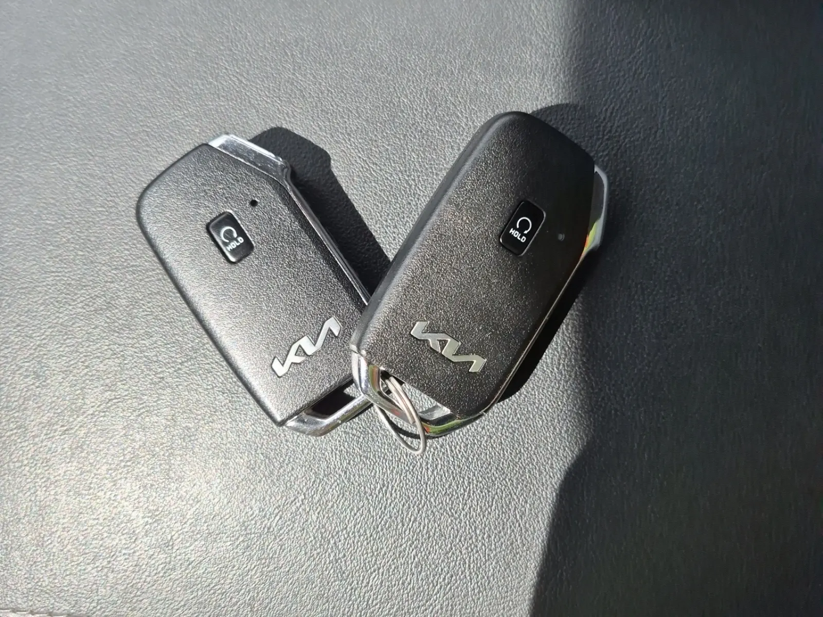 Keys/Fobs/Manual Photo
