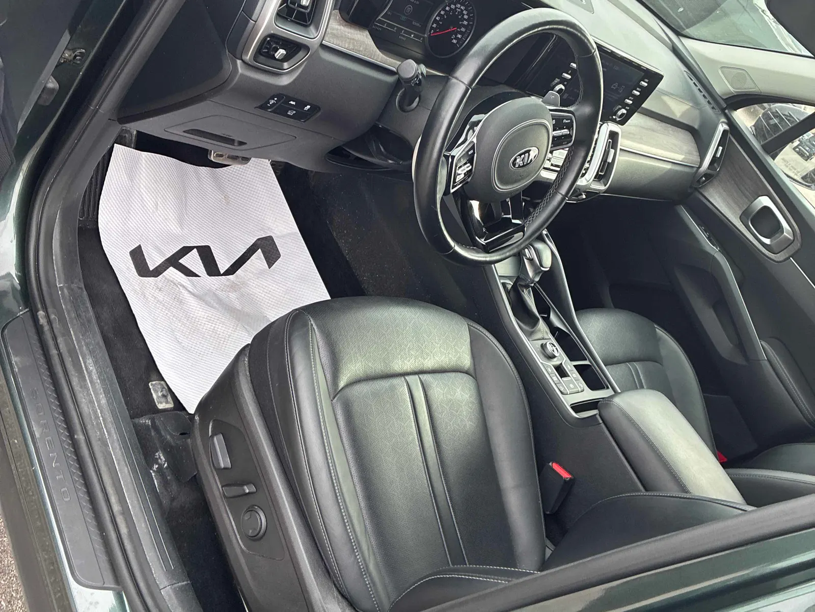 Interior driver side